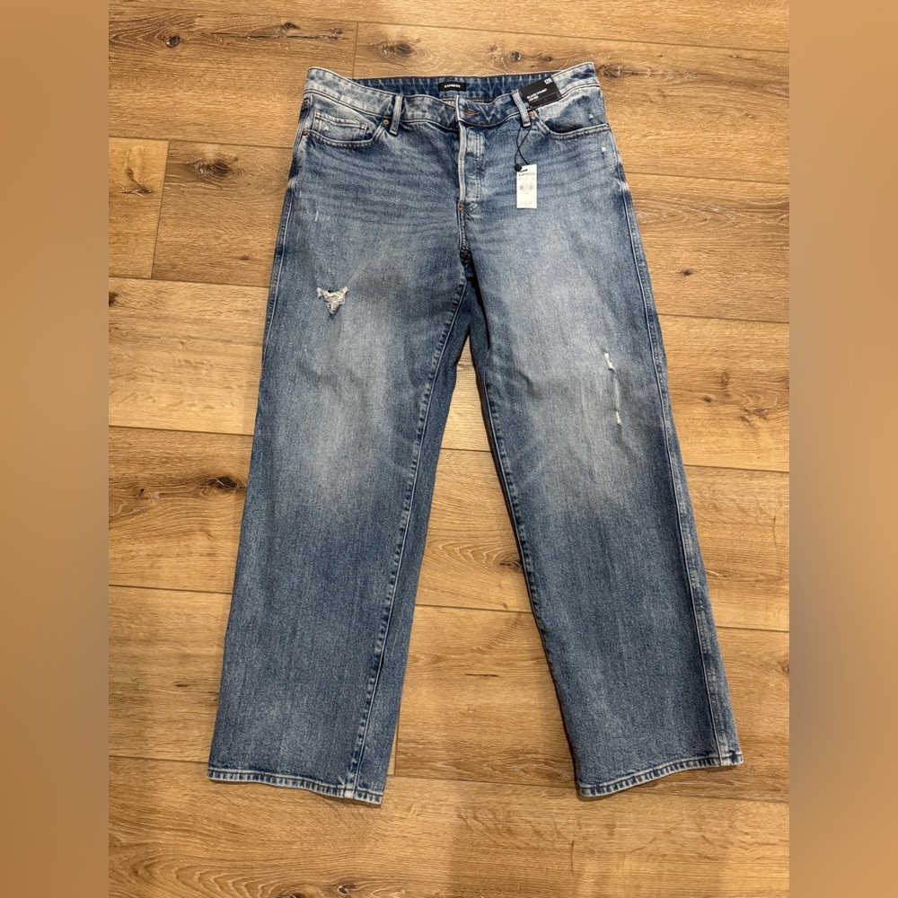 Express Low Rise Medium Wash Ripped Baggy Straight Jeans